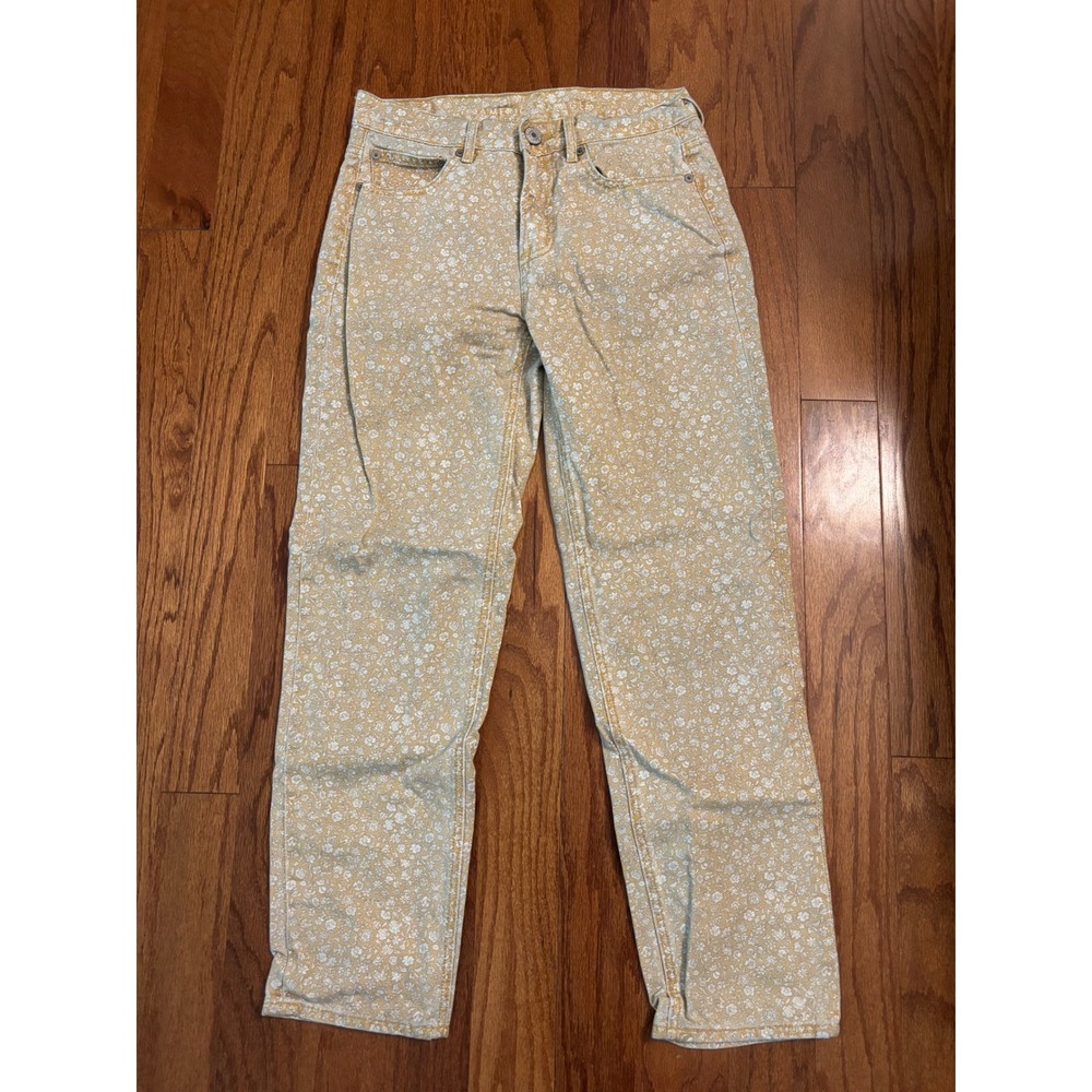 American Eagle Yellow with Flower Pattern Jeans Size 2‎ Short